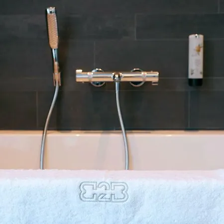 아파트 B2b Luxury Services Included 크노케-하이스트